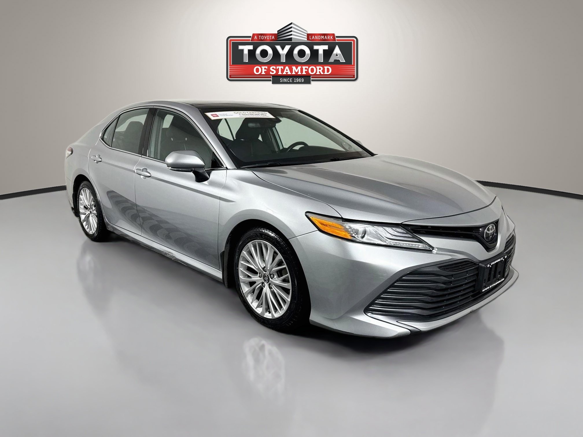 Certified 2020 Toyota Camry XLE w/ Navigation Package FWD image 1
