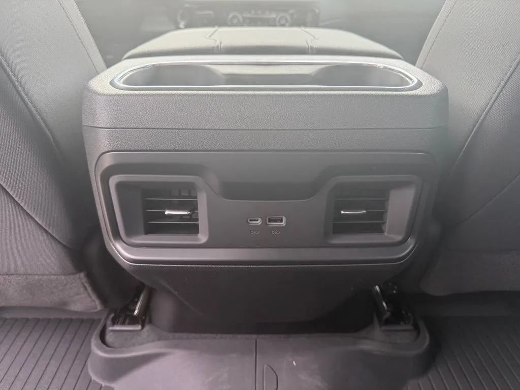 New 2026 Chevrolet Silverado 1500 RST w/ Z71 Off-Road Package AWD/4WD image 31
