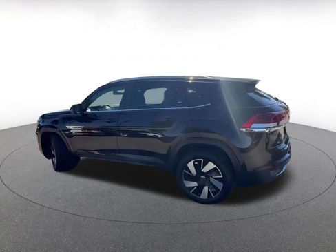 Used 2025 Volkswagen Atlas Cross Sport SE image 10