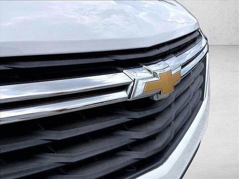 Used 2023 Chevrolet Equinox LS FWD image 28