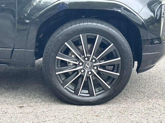 Used 2024 Lexus GX 550 w/ Accessory Package (Z1) AWD/4WD image 9
