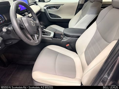 Used 2023 Toyota RAV4 Limited FWD image 15