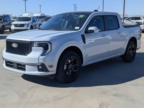 New 2026 Ford Maverick Lobo image 5