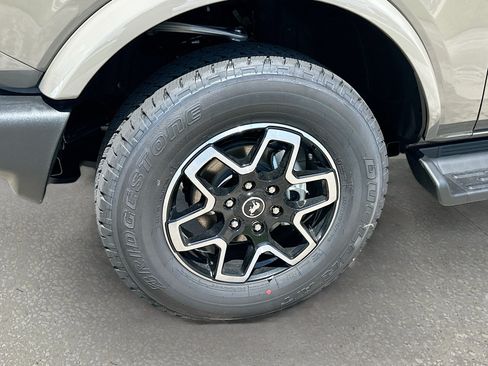 New 2026 Ford Bronco Outer Banks AWD/4WD image 20