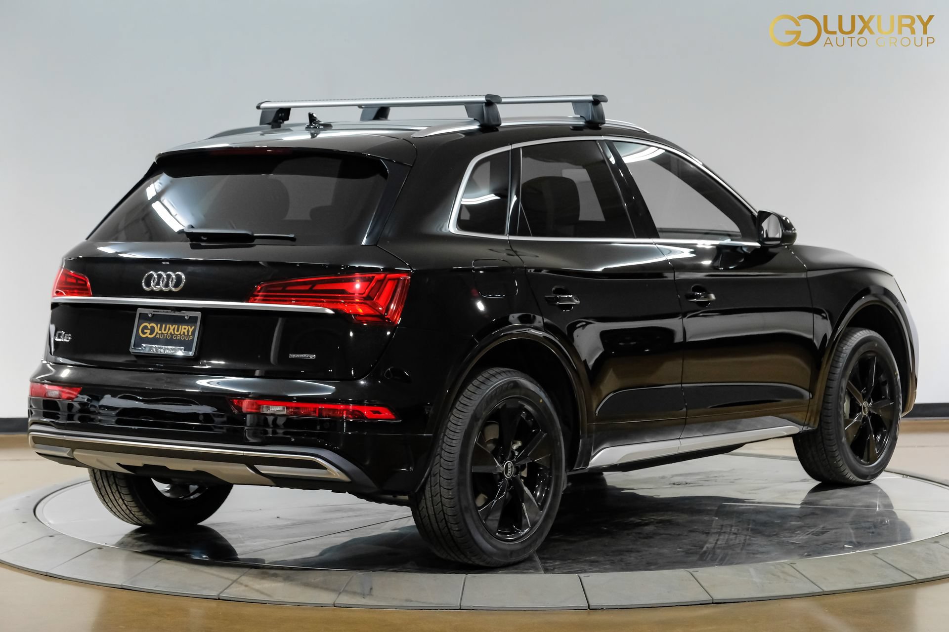 Used 2023 Audi Q5 2.0T Premium w/ Convenience Package AWD/4WD image 10