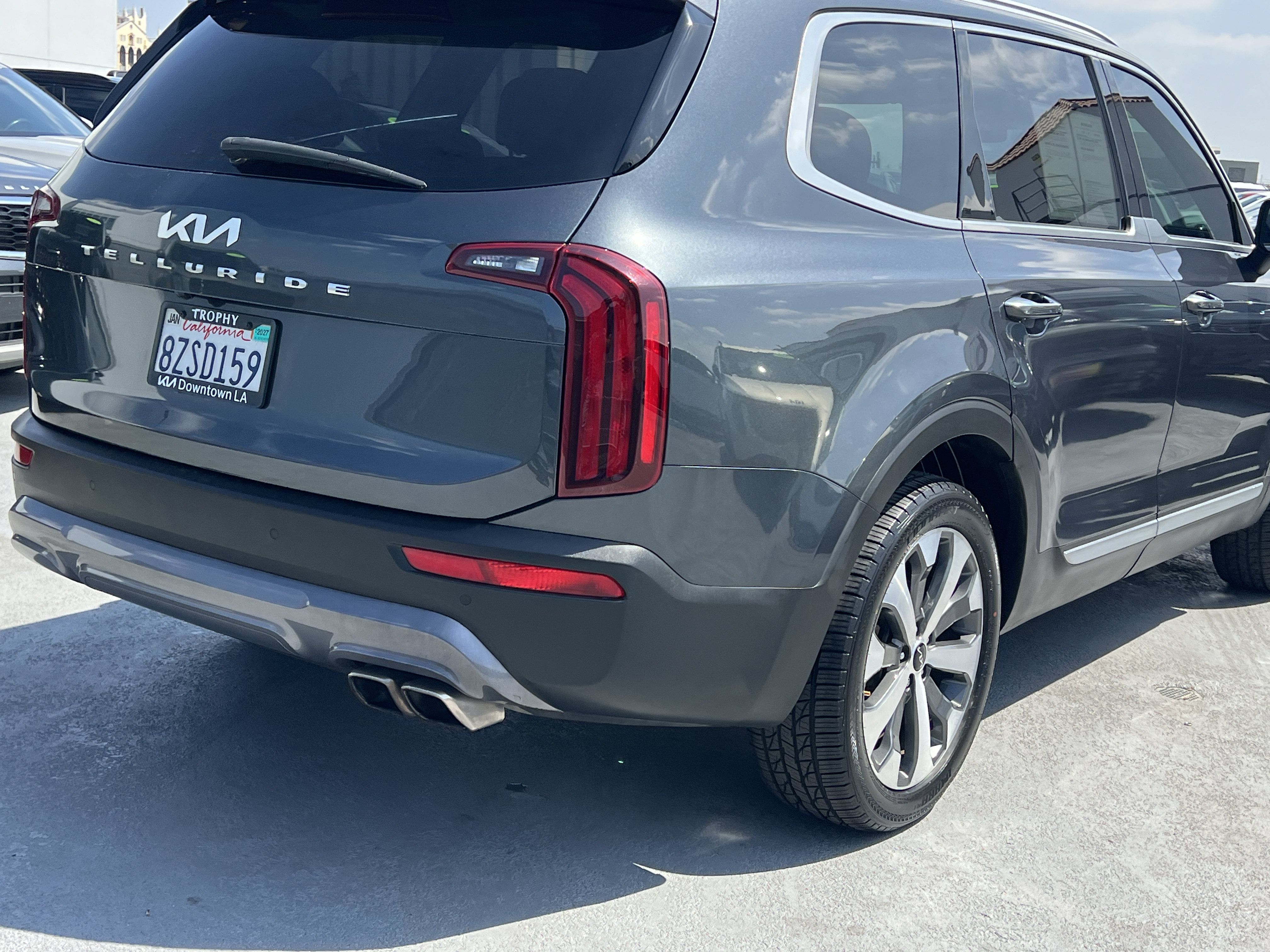 Used 2022 Kia Telluride S FWD image 8