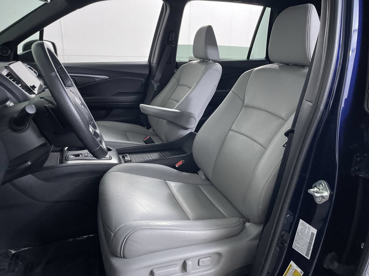 Used 2023 Honda Passport EX-L image 13