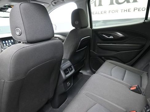 Used 2023 GMC Terrain SLE w/ Driver Convenience Package FWD image 23