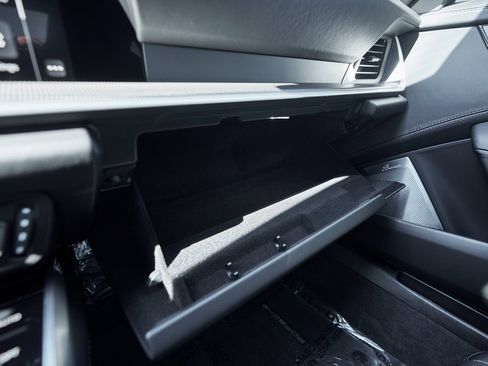 Used 2025 Porsche 911 Turbo S image 75