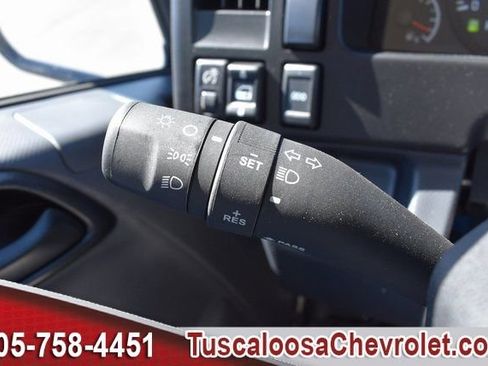 New 2025 Chevrolet Low Cab Forward image 16