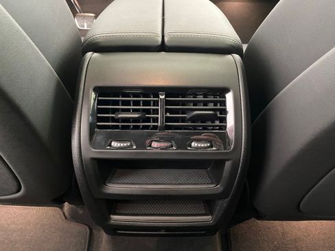 New 2026 BMW X6 xDrive40i w/ Executive Package image 29