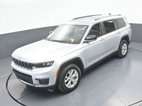 Used 2023 Jeep Grand Cherokee L Limited image 48