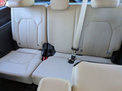 Used 2023 Ford Expedition Platinum image 33