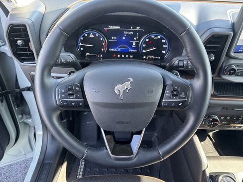 Used 2024 Ford Bronco Sport Badlands w/ Premium Package AWD/4WD image 9