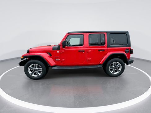 Used 2019 Jeep Wrangler Unlimited Sahara w/ Safety Group image 6