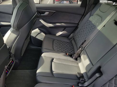 Certified 2023 Audi SQ7 Premium Plus AWD/4WD image 25