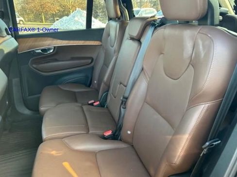 Certified 2023 Volvo XC90 B5 Plus w/ Protection Package Premier image 9