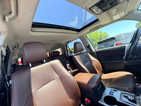 Used 2019 Toyota 4Runner Limited AWD/4WD image 26