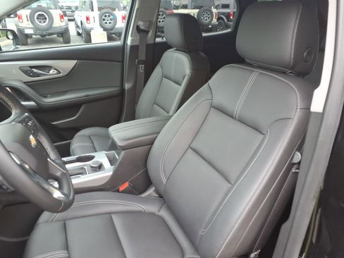 Used 2024 Chevrolet Blazer LT w/ Sound & Technology Package AWD/4WD image 16