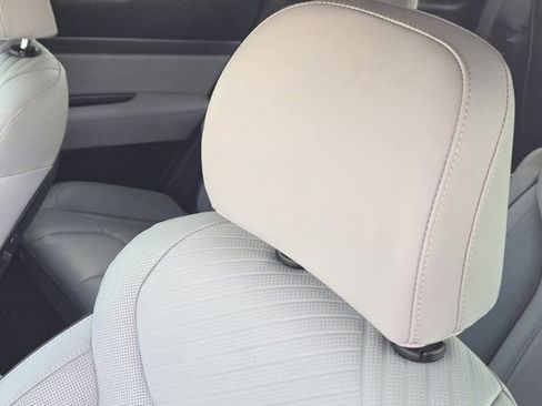 Used 2024 Hyundai Palisade SEL w/ Premium Package image 14