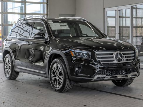 Used 2026 Mercedes-Benz GLB 250 4MATIC image 21