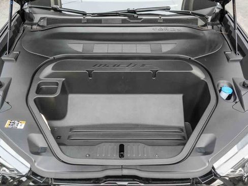 Used 2025 Ford Mustang Mach-E Premium image 27