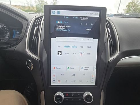 Used 2022 Ford Edge SEL w/ Convenience Package image 23