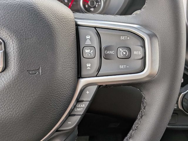 New 2026 RAM 1500 4x4 Crew Cab image 26
