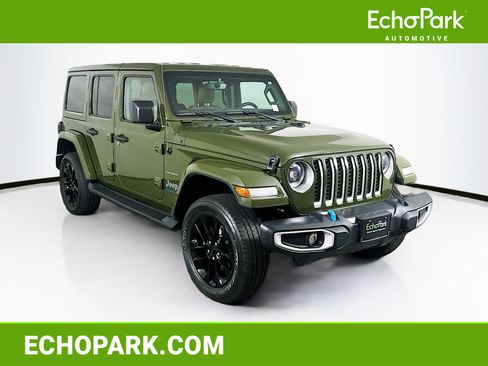 Used 2023 Jeep Wrangler Unlimited Sahara AWD/4WD image 1