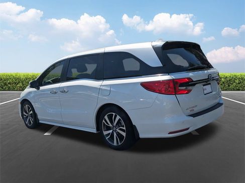 Used 2023 Honda Odyssey Touring image 7