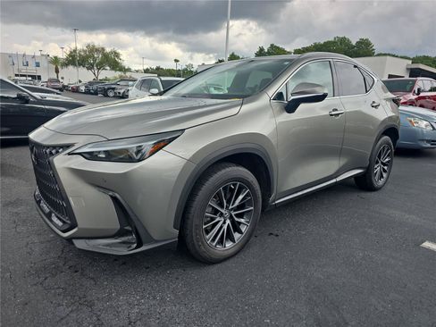 Used 2023 Lexus NX 350 AWD image 5