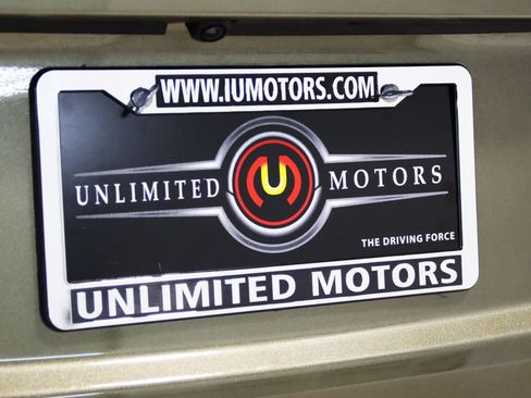 Used 2026 Subaru Forester Premium AWD/4WD image 4