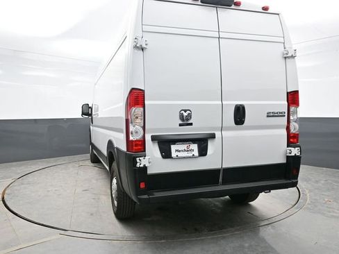 Used 2023 RAM ProMaster 2500 image 5
