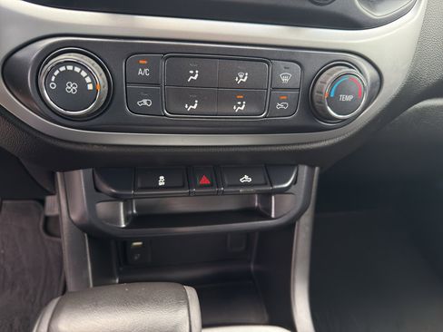 Used 2017 Chevrolet Colorado LT RWD image 14