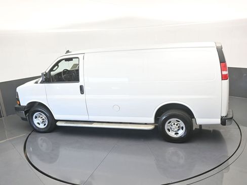 Used 2024 Chevrolet Express 2500 w/ Driver Convenience Package image 40