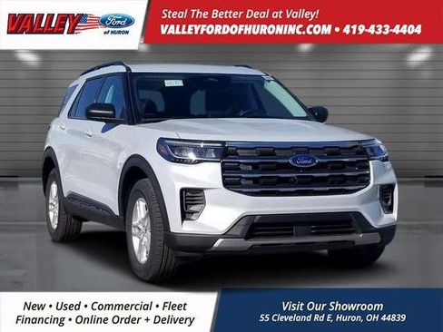 New 2026 Ford Explorer Active AWD/4WD image 1