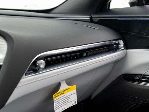 New 2026 Cadillac Lyriq Sport image 21