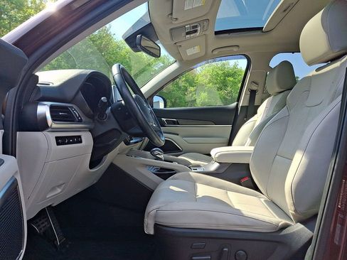 Used 2022 Kia Telluride SX w/ Nightfall Edition Package AWD/4WD image 14