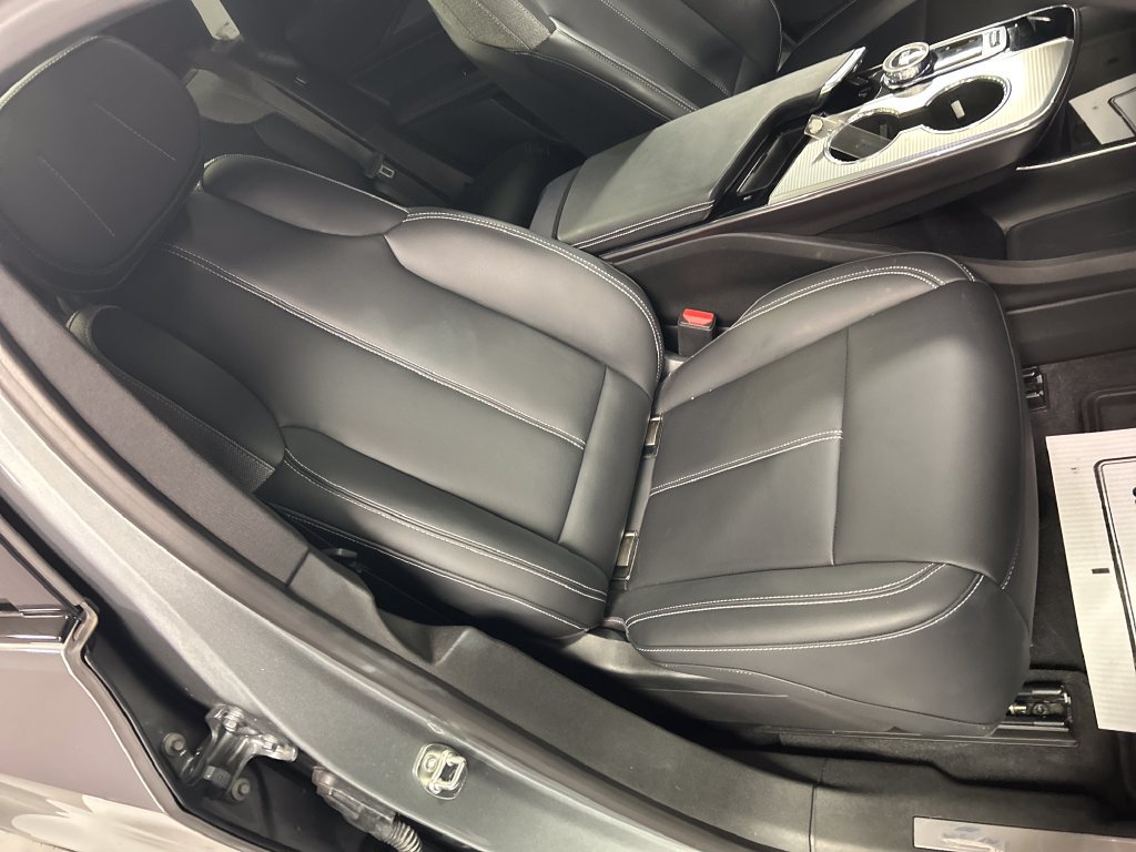 Used 2024 Cadillac Lyriq Tech RWD image 25