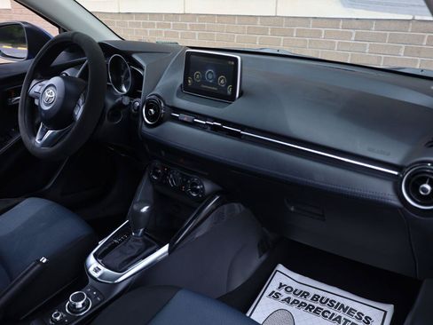 Used 2018 Toyota Yaris iA FWD image 26