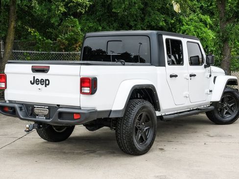 Used 2022 Jeep Gladiator Sport AWD/4WD image 15