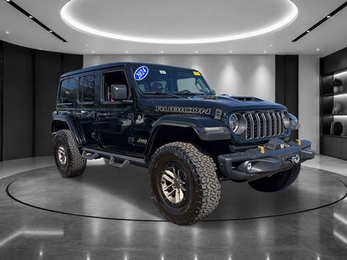 Used 2024 Jeep Wrangler Unlimited Rubicon 392 AWD/4WD image 2