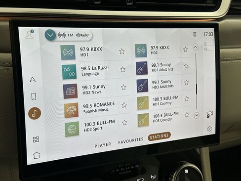 Used 2026 Jaguar F-PACE R-Dynamic S image 23