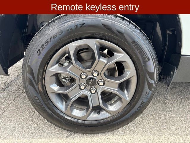 Used 2022 Ford Maverick XLT FWD image 8