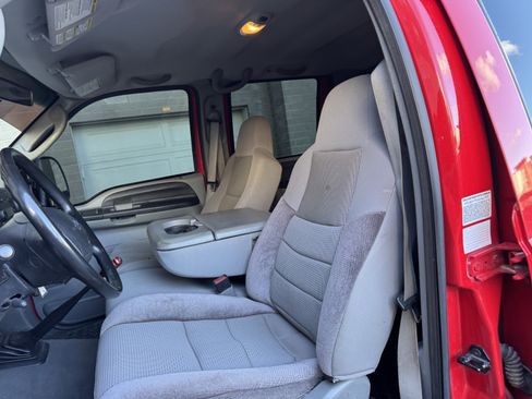 Used 2006 Ford F350 Lariat image 21