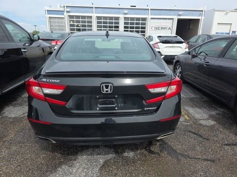 Used 2021 Honda Accord Sport image 3