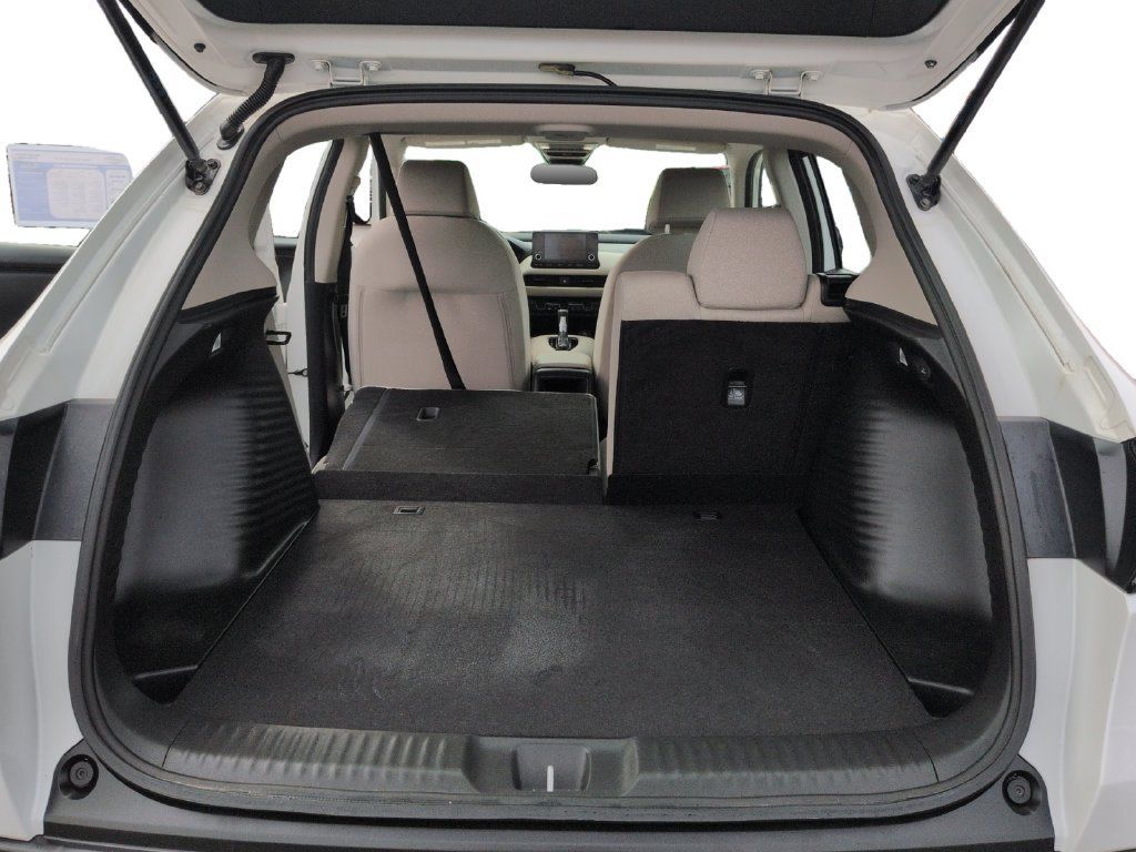 Used 2024 Honda HR-V LX image 27