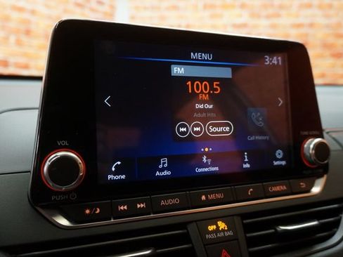 Used 2019 Nissan Altima 2.5 SR FWD image 18