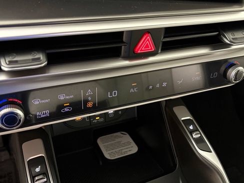 New 2026 Kia Sorento S w/ S Panoramic Sunroof Package FWD image 28