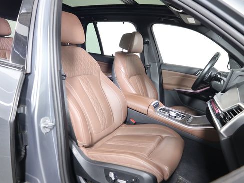 Used 2024 BMW X5 xDrive50e w/ Executive Package image 60